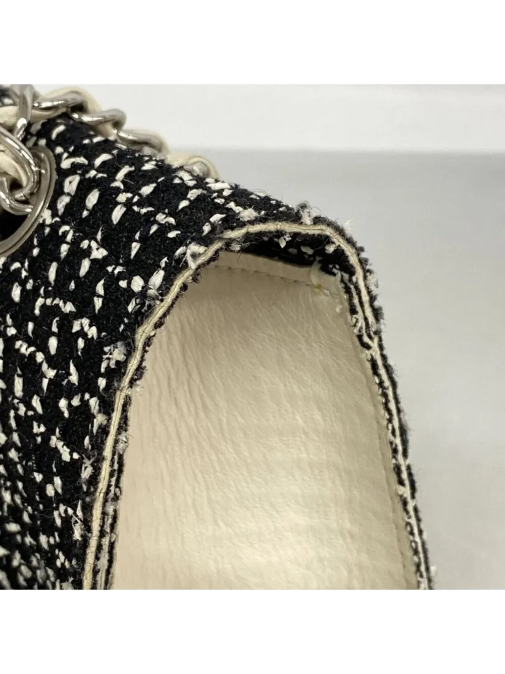 Chanel Shoulder Bag Tweed Black Ivory Silver